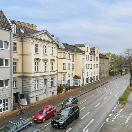 Geraeumiges In Zentraler Lage Potsdams Потсдам