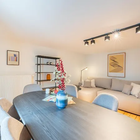 Geraeumiges In Zentraler Lage Potsdams