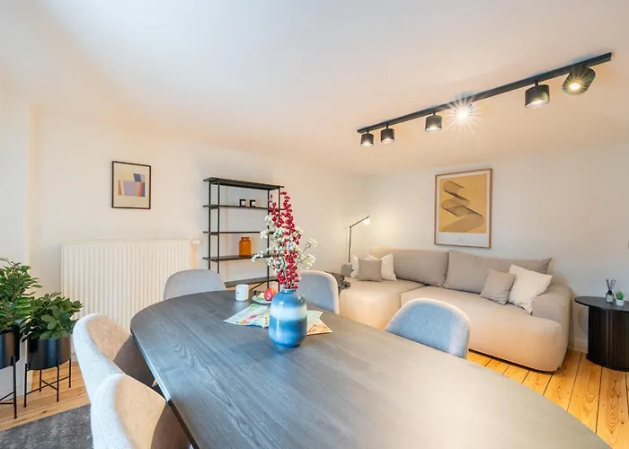 Geraeumiges In Zentraler Lage Potsdams