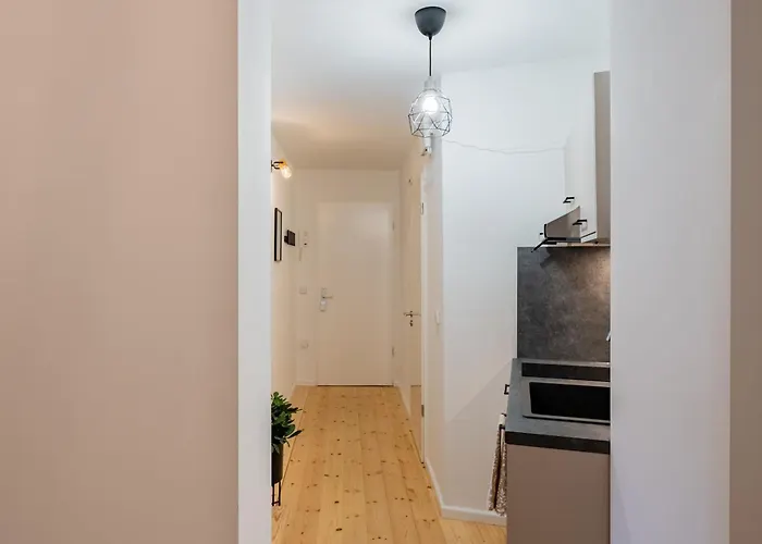 Apartament Geraeumiges In Zentraler Lage Potsdams