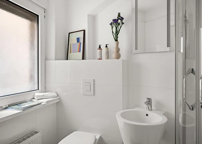 Geraeumiges In Zentraler Lage Potsdams *